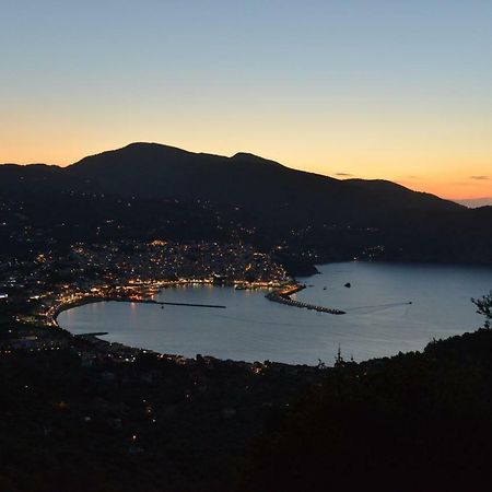 Villa Kalypso And Villa Kirki Σκόπελος Εξωτερικό φωτογραφία